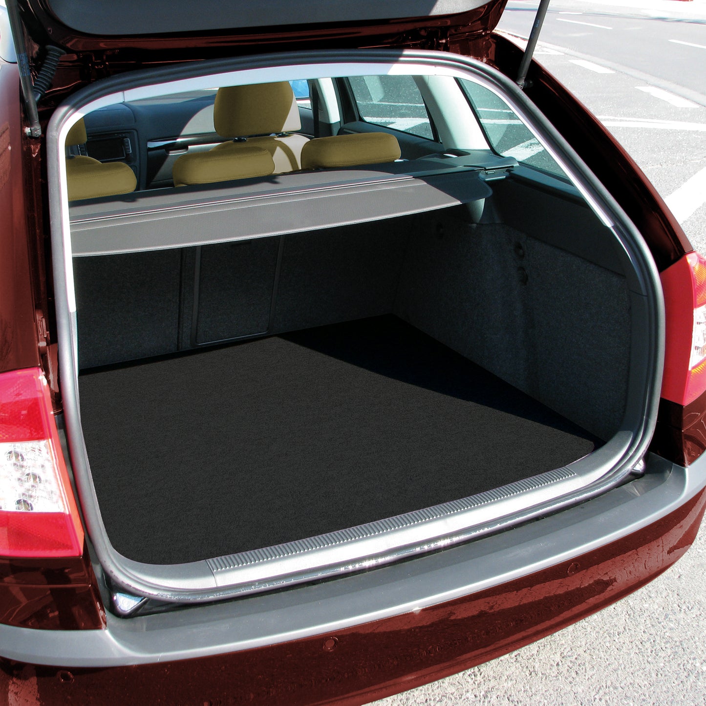 TAPIS DE PROTECTION POUR COFFRE UNIVERSEL 130X109CM