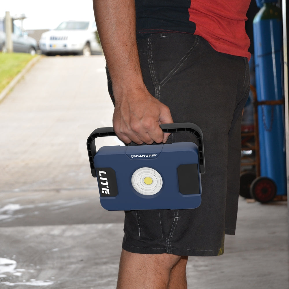 SPOT DE TRAVAIL PORTABLE FLOOD LITE S SCANGRIP 1000 LUMENS Z