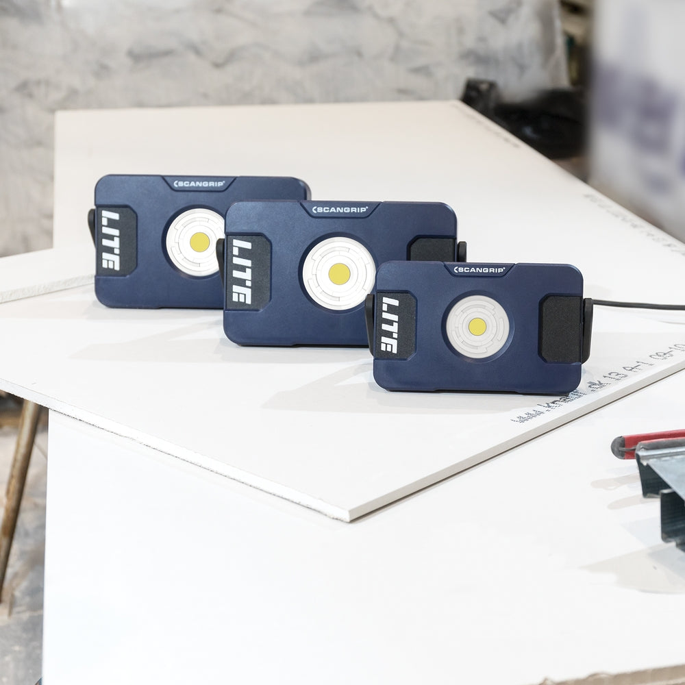 SPOT DE TRAVAIL PORTABLE FLOOD LITE S SCANGRIP 1000 LUMENS Z