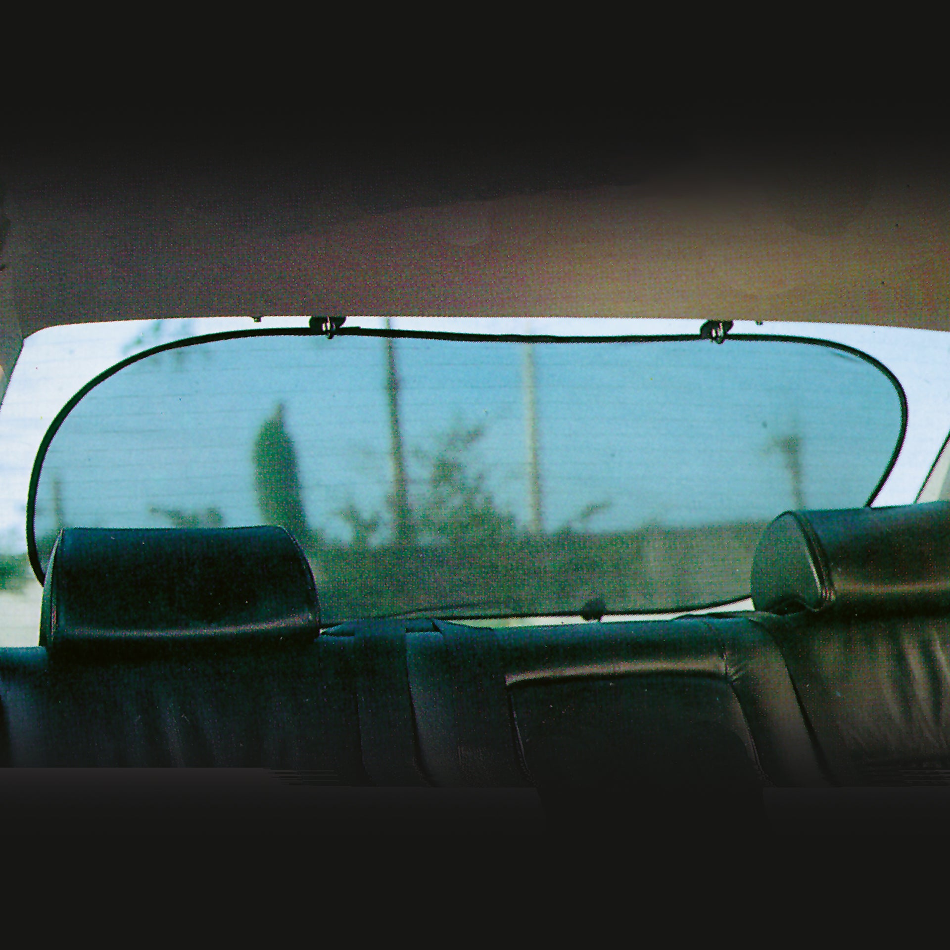 PARE-SOLEIL PLIABLE POUR VITRE ARRIERE 50X100CM