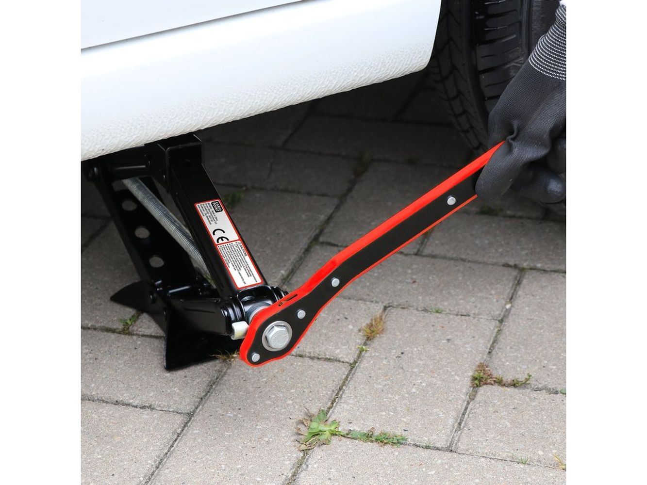 CRIC LOSANGE AVEC CLE A CLIQUET 1500KG