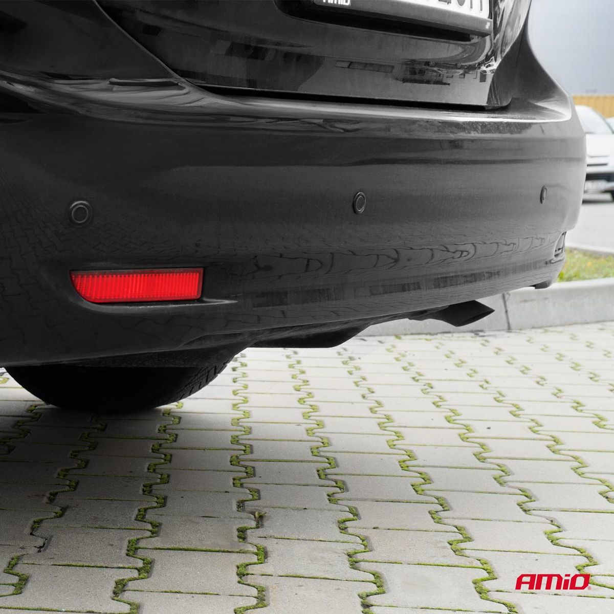 RADAR DE RECUL 8 CAPTEURS NOIRS 18MM + BUZZER AMIO