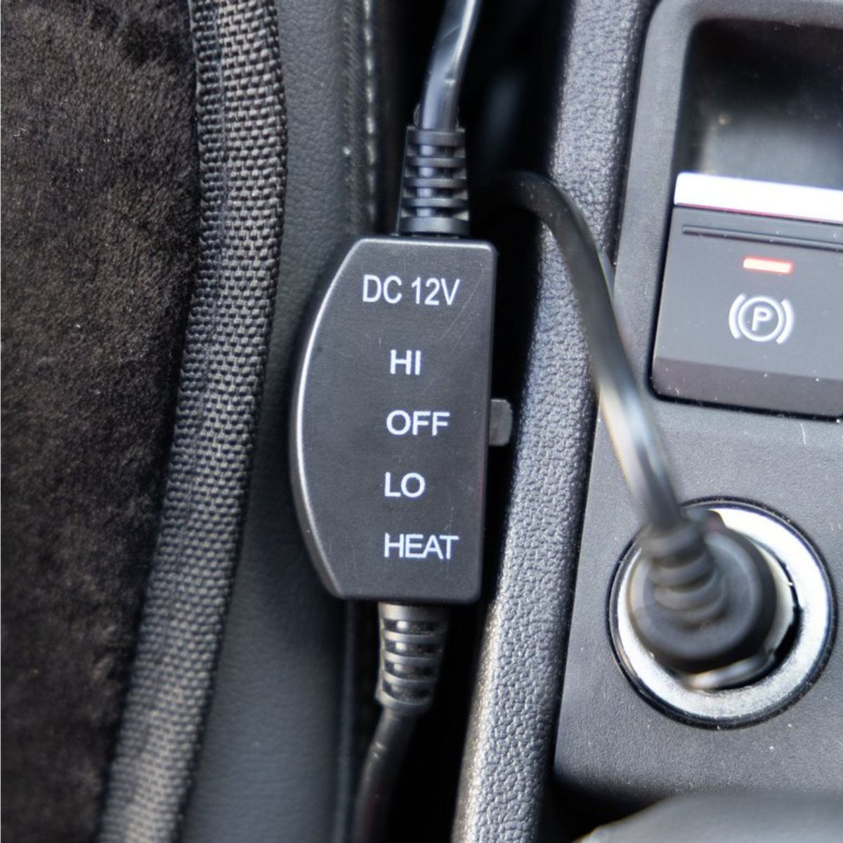 COUVRE-SIEGE CHAUFFANT 12V CARPOINT