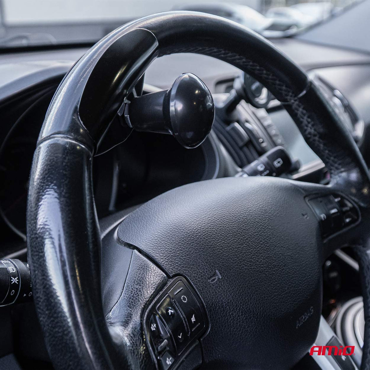 Boule de volant pivotante noire AMIO 04974 à fixation par bride