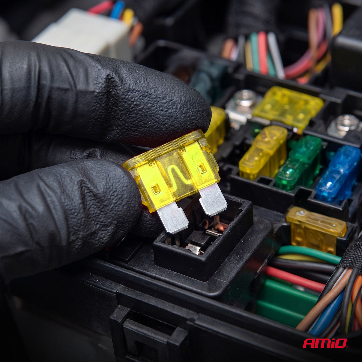 FUSIBLES STANDARD 20A 3 PCS AMIO