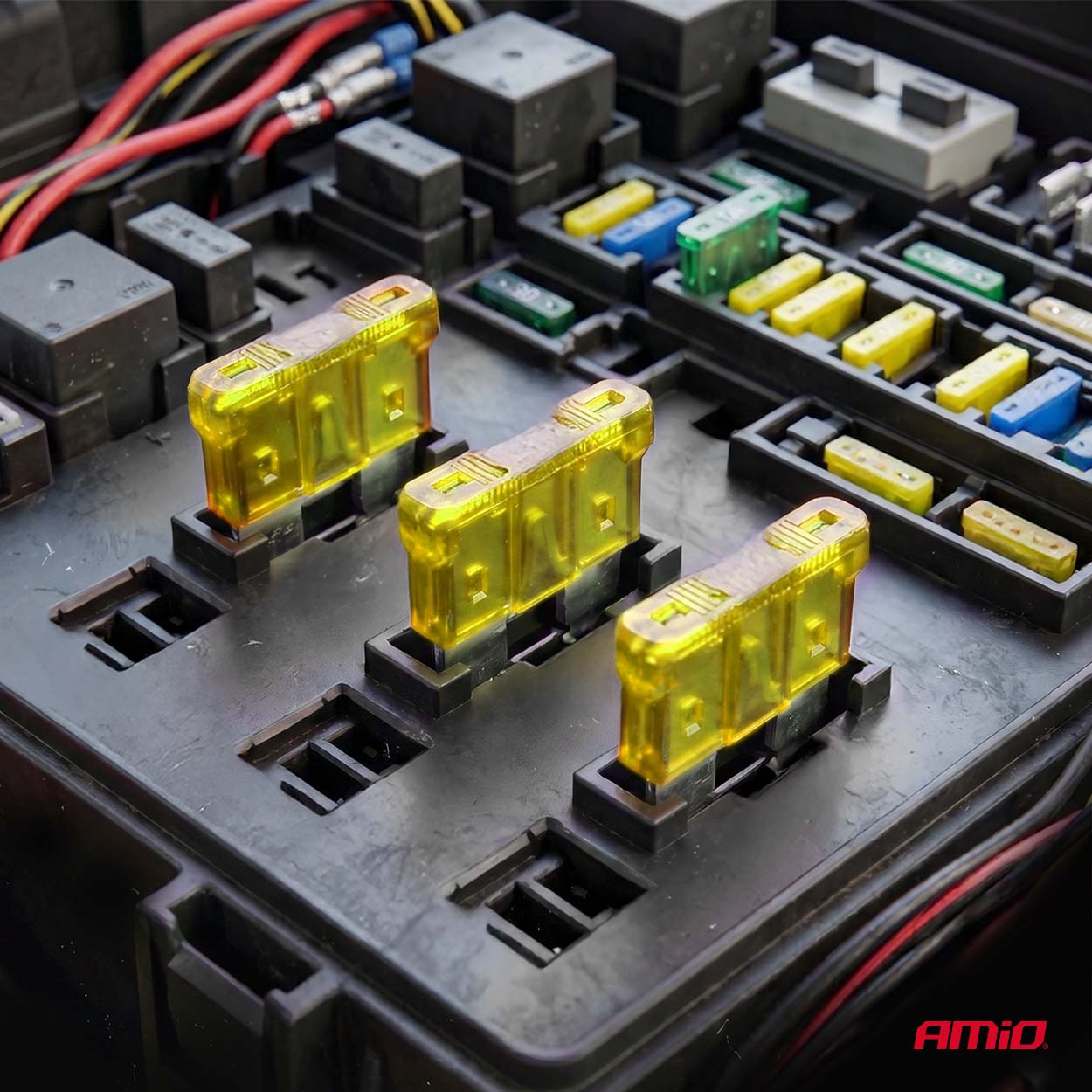 FUSIBLES STANDARD 20A 3 PCS AMIO