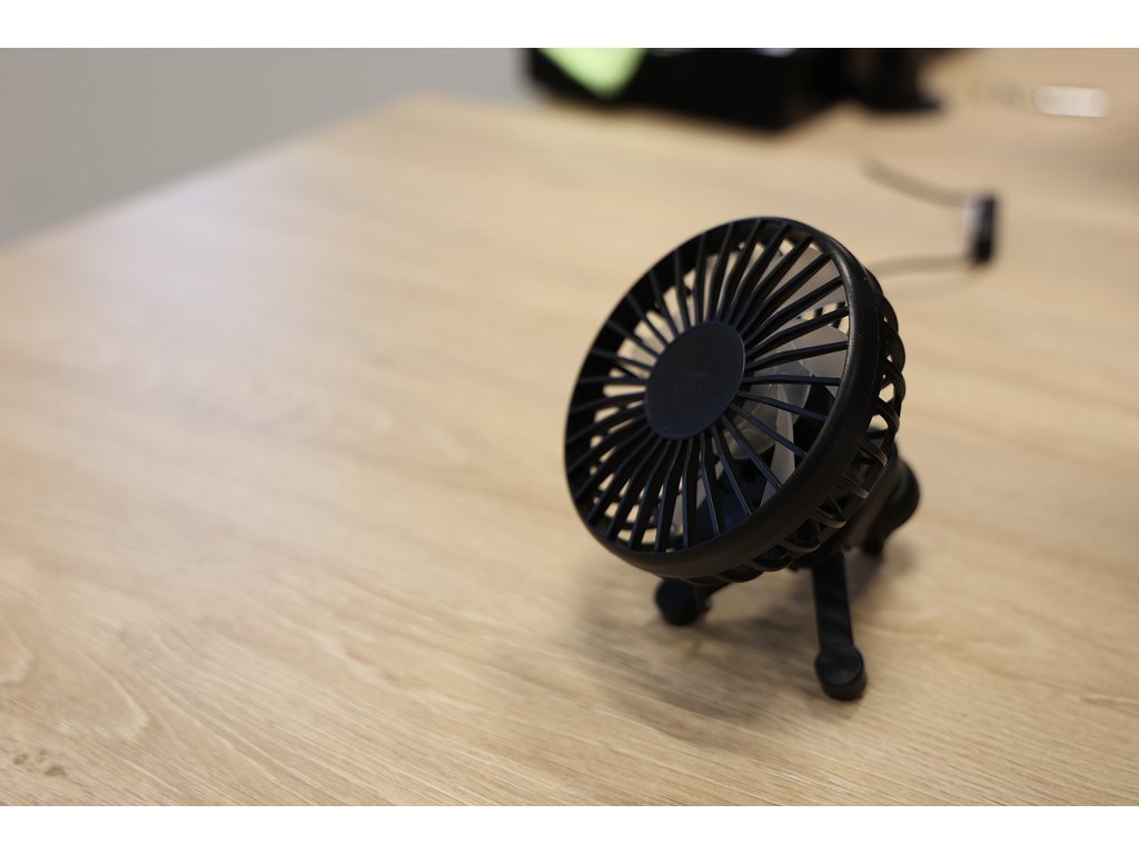 VENTILATEUR USB POUR GRILLE DE VENTILATION CARPOINT