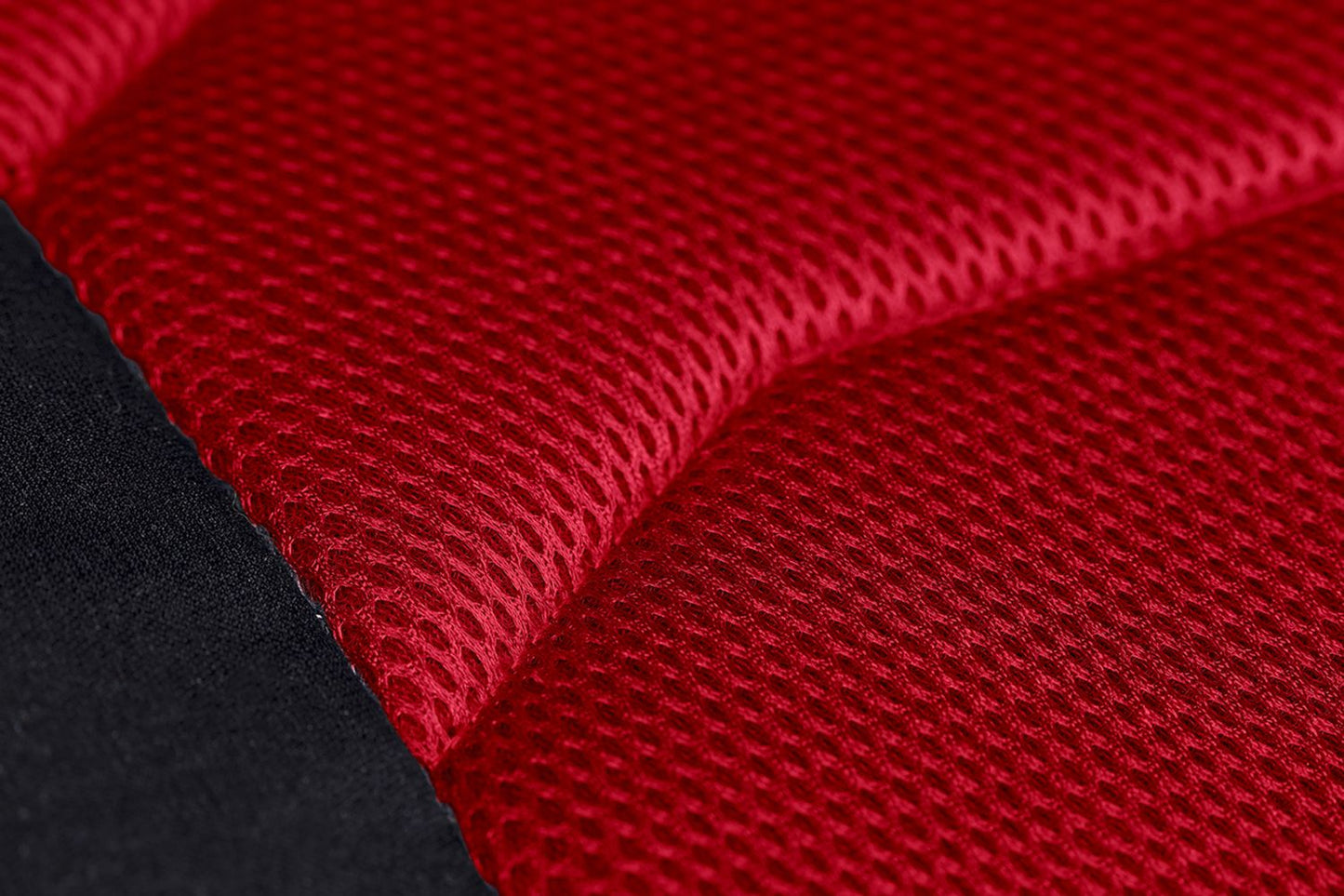 JEU DE HOUSSES COMPLET SPARCO NOIR/ROUGE 100% POLYESTER